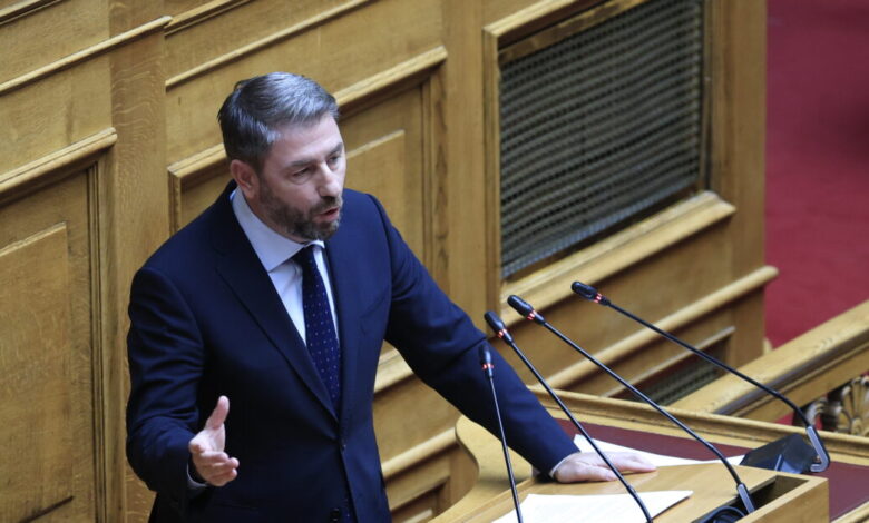 «Μετωπική»-ΠΑΣΟΚ-–-κυβέρνησης-για-τα-Τέμπη:-Στον-απόηχο-της-παραπομπής-Τριαντόπουλου-στο-Ειδικό-Δικαστήριο