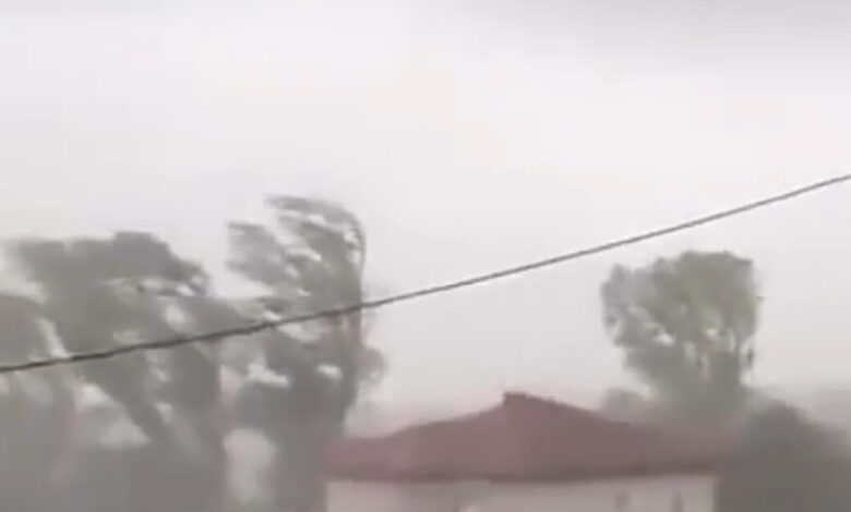 Πάργα:-Ανεμοστρόβιλος-σάρωσε-χωριά-–-Χωρίς-ρεύμα-τουλάχιστον-8-περιοχές