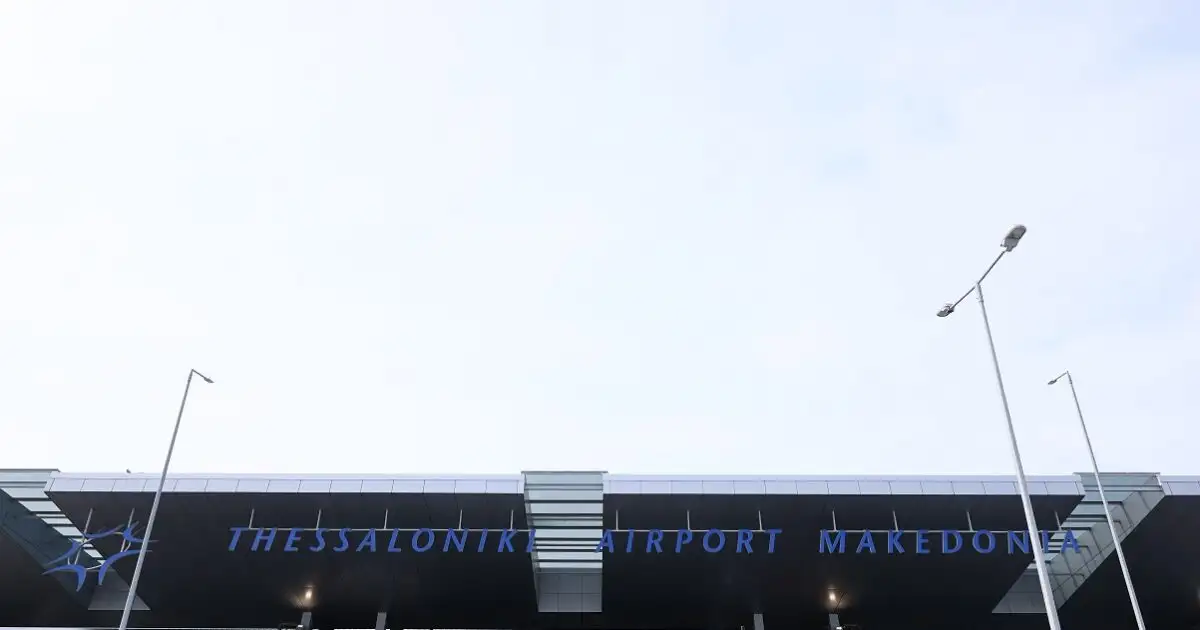 Θεσσαλονίκη:-Τρεις-μήνες-φυλακή-σε-42χρονο-Άγγλο-που-προκάλεσε-αναγκαστική-προσγείωση-αεροπλάνου-–-«Ήμουν-πολύ-μεθυσμένος»