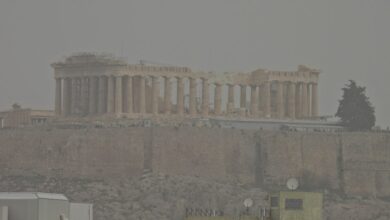 Καιρός-σήμερα:-Έως-37-βαθμούς-η-θερμοκρασία,-βροχές,-καταιγίδες-και-αφρικανική-σκόνη