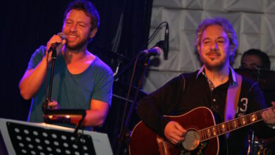 Ο-Γιάννης-Βαρδής-«ραγίζει»-καρδιές-για-τα-12-χρόνια-από-τον-θάνατο-του-πατέρα-του:-Μικραίνει-ο-πόνος-αλλά-δεν-περνάει-ποτέ