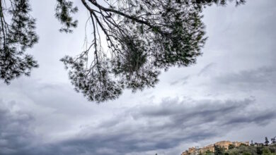 Καιρός:-Βροχές-σε-Μακεδονία-και-Κεντρική-Στερεά-–-Διατηρείται-υψηλή-η-θερμοκρασία-έως-37°c,-πτώση-από-Παρασκευή