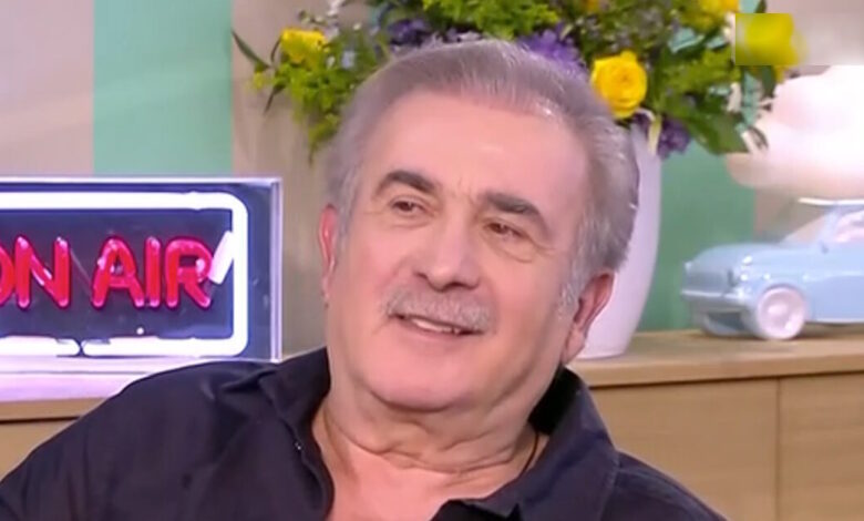 Λάκης-Λαζόπουλος:-«Πάντα-ονειρευόμουν-να-γίνω-ηθοποιός,-αλλά-σαν-παιδί-δεν-είχα-καμία-σχέση-με-τώρα»