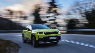 Νέες-εκδόσεις-jeep-compass,-πιο-ισχυρές-και-με-αυτονομία-έως-660-χλμ.