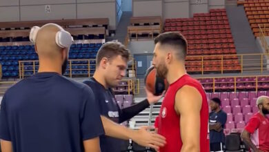 Ολυμπιακός:-«mια-φορά-κόκκινοι,-για-πάντα-κόκκινοι»-πόσταρε-η-ερυθρόλευκη-ΚΑΕ-για-τη-συνάντηση-με-Πίτερς-και-Ράιτ
