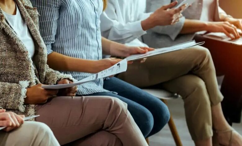 ΕΛΣΤΑΤ:-Στο-7,9%-έπεσε-η-ανεργία-το-β΄-τρίμηνο