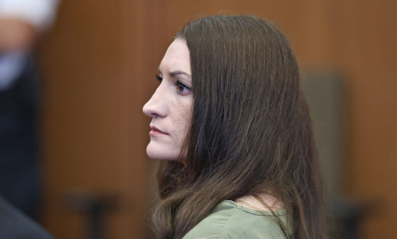 Λίντσεϊ-Κλάνσι:-Ανατροπή-στη-δίκη-της-μητέρας-που-σκότωσε-τα-τρία-παιδιά-της-–-Ο-δικαστής-πρότεινε-κακοδικία