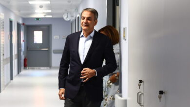 ΔΕΘ:-Πληροφορίες-για-κατώτατο-μισθό-στα-1.000-ευρώ-μεταξύ-των-εξαγγελιών-από-τον-Κυριάκο-Μητσοτάκη