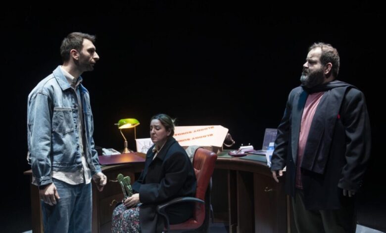 «Πολίτες-β’-κατηγορίας»:-Επιστρέφει-στο-θέατρο-Τζένη-Καρέζη-από-5-Οκτωβρίου-για-λίγες-παραστάσεις