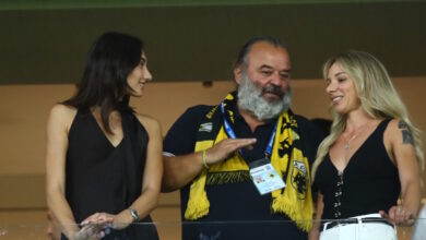 ΑΕΚ-–-Άρης:-Ο-Μάριος-Ηλιόπουλος-φιλοξένησε-στη-σουίτα-του-τις-Ντρισμπιώτη-και-Πλατανιώτη