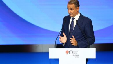 Ο-Μητσοτάκης-από-τη-ΔΕΘ-άνοιξε-τον-δρόμο-προς-τις-κάλπες:-Παροχές-2,2-δισ.-ευρώ,-αυτοδυναμία-και-«καρφιά»-σε-Τσίπρα