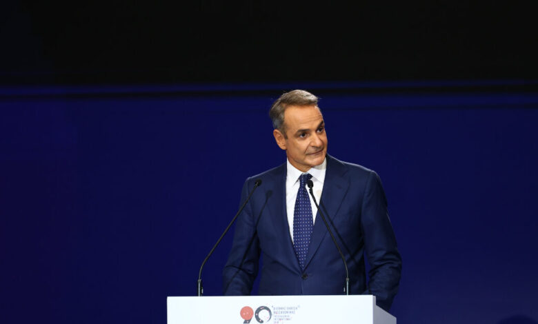 Μητσοτάκης-για-τραγωδία-στην-Τανάγρα:-Θα-σταθούμε-δίπλα-στους-συγγενείς-των-πιλότων