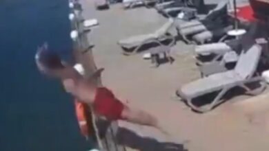 Τουρκία:-Πατέρας-3-παιδιών-βούτηξε-από-προβλήτα-στη-θάλασσα-και-σκοτώθηκε-–-Βίντεο-με-τις-τελευταίες-του-στιγμές