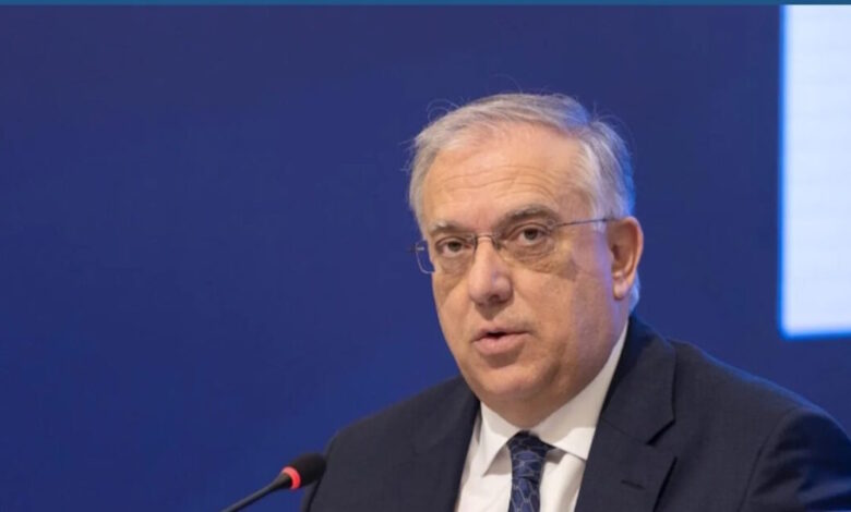 Θεοδωρικάκος:-Αξιοπιστία-και-εμβέλεια-στις-κοινωνικές-ομάδες,-τα-χαρακτηριστικά-των-παροχών