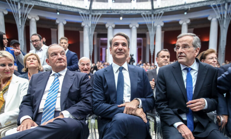 Μητσοτάκης-vs-Σαμαράς:-Η-τεχνογνωσία,-το-18%-και-η-διαφορετική-στάση-απέναντι-στον-Κώστα-Καραμανλή