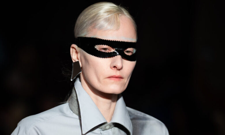 Η-julie-kegels-κέρδισε-στο-Παρίσι-το-Βραβείο-«lvmh»-για-Νέους-Σχεδιαστές-Μόδας-2026