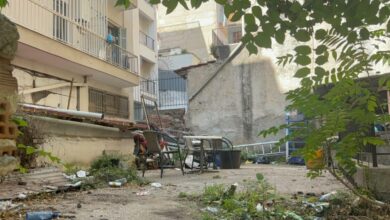 Θεσσαλονίκη:-Συγκλονίζει-ο-αδερφός-της-13χρονης-που-έπεσε-από-τον-5ο-όροφο-–-«Θα-κάνει-χειρουργείο,-χτύπησε-τη-σπονδυλική-στήλη»