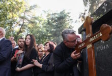 Σερβία:-Με-τιμές-ήρωα-κηδεύτηκε-ο-καταδικασμένος-για-εγκλήματα-πολέμου-στρατηγός-Ράτκο-Μλάντιτς-–-Βίντεο-και-φωτογραφίες