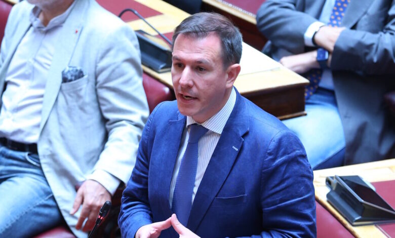 Το-καυστικό-σχόλιο-του-Δουδωνή-για-τη-«συνομιλία»-Μητσοτάκη-–-Τούνη:-«Βλέπω-το-έχετε-ρίξει-στο-lifestyle»
