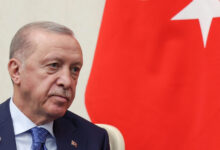 Νέα-πρόκληση-Ερντογάν:-Βάφτισε-«απελευθέρωση»-την-Καταστροφή-της-Σμύρνης