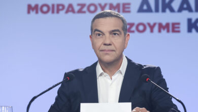 Τσίπρας-στη-ΔΕΘ:-Κυβερνητική-πρόταση,-άνοιγμα-στο-ΠΑΣΟΚ,-μήνυμα-κατά-των-προσωπικών-στρατηγικών-και-το-«Μου-’φαγες-όλα-τα-δαχτυλίδια»