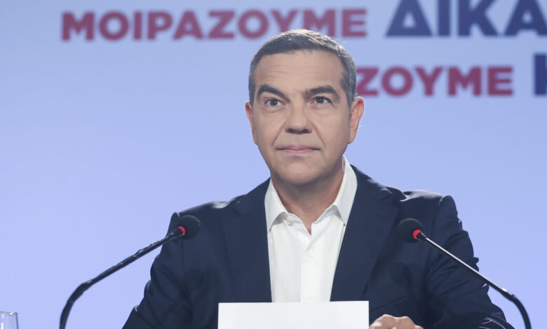 Τσίπρας-στη-ΔΕΘ:-Κυβερνητική-πρόταση,-άνοιγμα-στο-ΠΑΣΟΚ,-μήνυμα-κατά-των-προσωπικών-στρατηγικών-και-το-«Μου-’φαγες-όλα-τα-δαχτυλίδια»