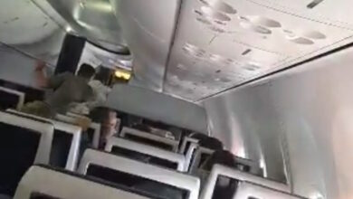 Πτήση-«θρίλερ»-της-flydubai:-Οι-επιβάτες-περιγράφουν-τον-εφιάλτη-που-έζησαν-–-«Ακούγαμε-κραυγές,-έμοιαζε-με-“τρενάκι-του-τρόμου”»