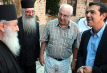 Ο-Τσίπρας-ξανά-στο-Άγιο-Όρος-μετά-από-12-χρόνια-–-Τότε-ως-αρχηγός-της-αντιπολίτευσης,-τώρα-ως-πρόεδρος-της-ΕΛΑΣ