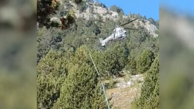 Όλυμπος:-Στο-νοσοκομείο-με-τροφική-δηλητηρίαση-οι-6-μαθητές-–-Βίντεο-με-την-αεροδιακομιδή-τους-από-το-καταφύγιο