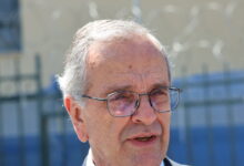 Αντώνης-Σαμαράς:-Νέο-χτύπημα-κατά-της-ΝΔ,-ανήμερα-των-γενεθλίων-της-–-«Τους-πήρε-το-ποτάμι,-αυτή-τη-φορά-δεν-μπορούν-να-το-μπαζώσουν»