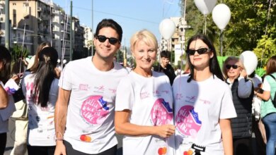 h-Νατάσα-Παζαΐτη-στο-race-for-the-cure-μαζί-με-τα-δίδυμα-παιδιά-της,-Αλίκη-και-Αλέξανδρο