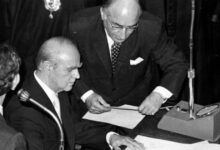 52-χρόνια-Νέα-Δημοκρατία,-από-τον-Καραμανλή-στον-Μητσοτάκη:-Νίκες,-ήττες,-μάχες-διαδοχής-και-ιστορικές-καμπές