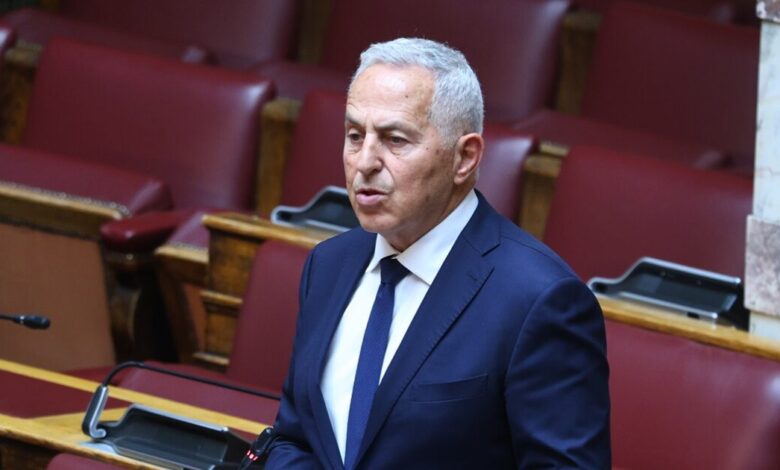 Κοντά-στο-ΠΑΣΟΚ-ο-Ευάγγελος-Αποστολάκης-–-Την-Δευτέρα-η-συνάντηση-με-τον-Νίκο-Ανδρουλάκη