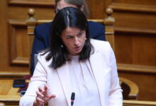 Στην-Κεραμέως-το-πόρισμα-για-τους-εργαζόμενους-στις-πλατφόρμες
