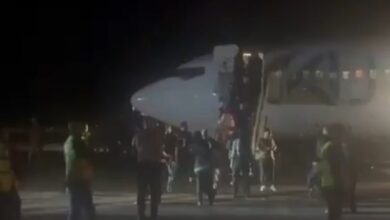 Τουρκία:-Σημείωμα-για-βόμβα-σε-αεροσκάφος-της-ajet-–-Απομακρύνθηκαν-με-ασφάλεια-143-άτομα