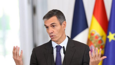 politico:-Ο-Σάντσεθ-στοχεύει-στην-επανεκλογή-του-με-φόντο-τη-στεγαστική-κρίση-στην-Ισπανία