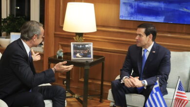 Επίσκεψη-Ρούμπιο:-Η-φωτογραφία-που-μπήκε-ανάμεσα-σε-Μητσοτάκη-και-Αμερικανό-ΥΠΕΞ-στο-Μέγαρο-Μαξίμου-και-η-καθόλου-τυχαία-επιλογή-της