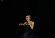 Η-Σελίν-Ντιόν-έπεσε-στη-σκηνή-και-ξέχασε-τους-στίχους-του-τραγουδιού-«pour-que-tu-m’aimes-encore»
