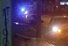 Βίντεο-ντοκουμέντο-από-το-θανατηφόρο-τροχαίο-στη-λεωφόρο-Θηβών-–-Οι-δύο-αναβάτες-πέφτουν-πάνω-σε-κολόνα-και-εκσφενδονίζονται