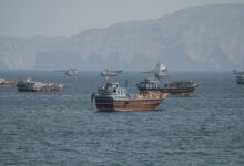 Ιράν:-Οι-Φρουροί-της-Επανάστασης-χτύπησαν-ένα-δεξαμενόπλοιο-στα-Στενά-του-Ορμούζ