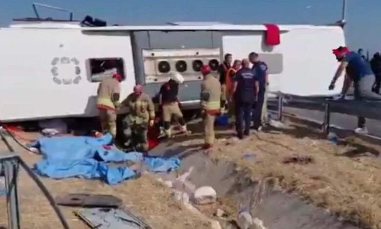 Τουρκία:-11-νεκροί-και-27-τραυματίες-μετά-από-σύγκρουση-λεωφορείου-με-φορτηγό