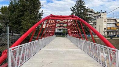 Τρίκαλα:-Άνοιξε-ξανά-η-πεζογέφυρα-Αγίου-Κωνσταντίνου