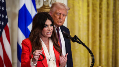 Τραμπ-για-Γκιλφόιλ:-Εξετάζουμε-την-απομάκρυνσή-της,-δεν-είμαστε-ικανοποιημένοι