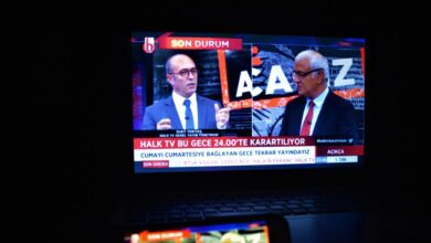 Τουρκία:-Η-αστυνομία-εισέβαλε-και-«έκλεισε»-το-αντιπολιτευόμενο-κανάλι-halk-tv-–-Διορίστηκε-κρατικός-επίτροπος-στη-διοίκησή-του