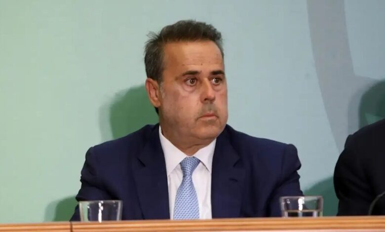 Παπασταύρου:-Αύξηση-169%-στις-εξαγωγές-φυσικού-αερίου-–-Ο-Κάθετος-Διάδρομος-αποδίδει