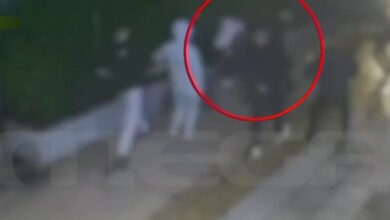 Μεταξουργείο:-Ομάδα-15-ατόμων-έστησε-καρτέρι-σε-18χρονο-Αιγύπτιο-–-Τον-μαχαίρωσαν-σε-πλάτη-και-πνεύμονα