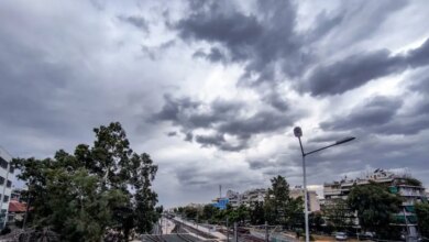 Καιρός-αύριο:-Νεφώσεις-και-τοπικές-μπόρες-–-Πτώση-της-θερμοκρασίας