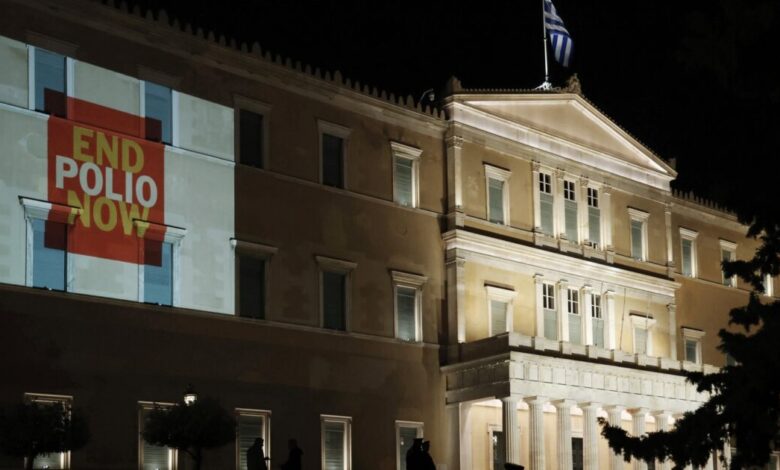 Η-Βουλή-φωταγωγείται-για-την-Παγκόσμια-Ημέρα-κατά-της-Πολιομυελίτιδας