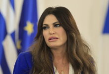 Γκιλφόιλ:-Ο-Ντίτερς-κατέθεσε-μήνυση-για-την-υπόθεση-των-100.000-δολαρίων-–-«Έχω-ηχητικό-που-μπορεί-να-ρίξει-την-κυβέρνηση-Τραμπ»