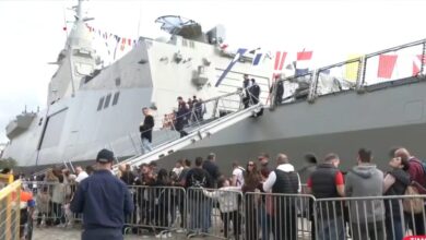Θεσσαλονίκη:-Η-φρεγάτα-«Κίμων»-υποδέχεται-το-κοινό-–-Ουρές-στο-λιμάνι-για-μια-ξενάγηση